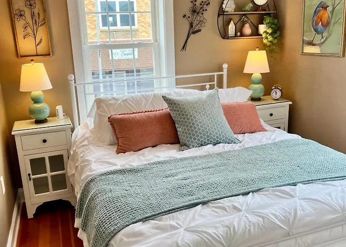 Downtown By Market Alley Apartment Monmouth